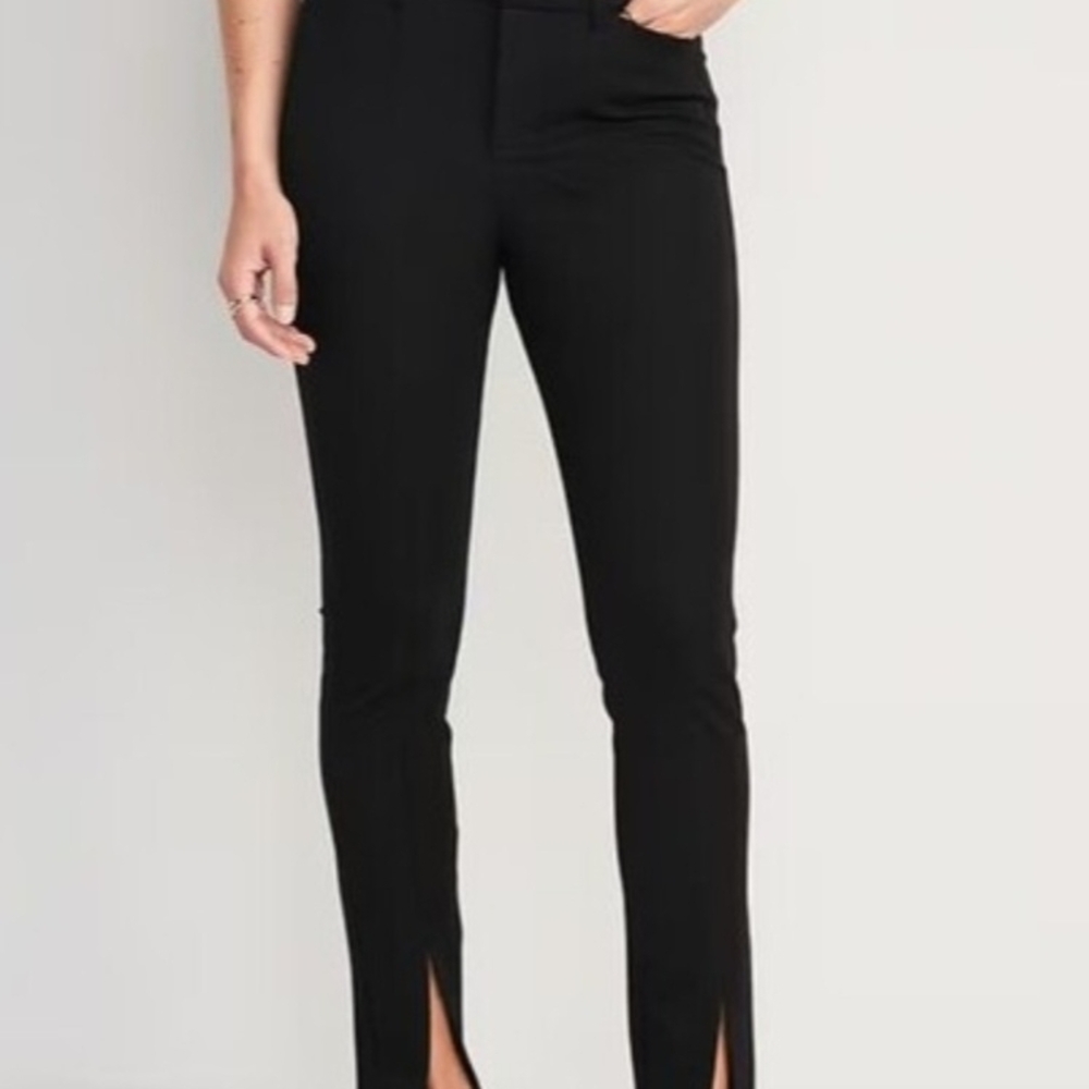 Black Plus Size High Waist Pixie Cut Split Hem Dress Pants. Size 24.